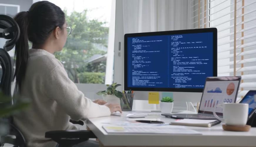 青神县企业数字化解决方案:机器学习赋能商业模式升级的核心路径